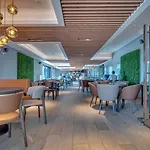 & Restaurant Five Nations 3*