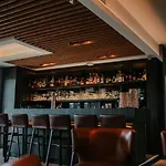 & Restaurant Five Nations