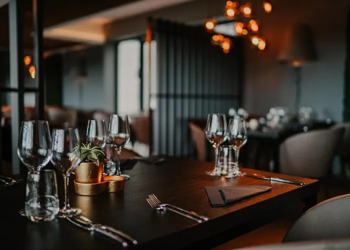 Hotel & Restaurant Five Nations 3*