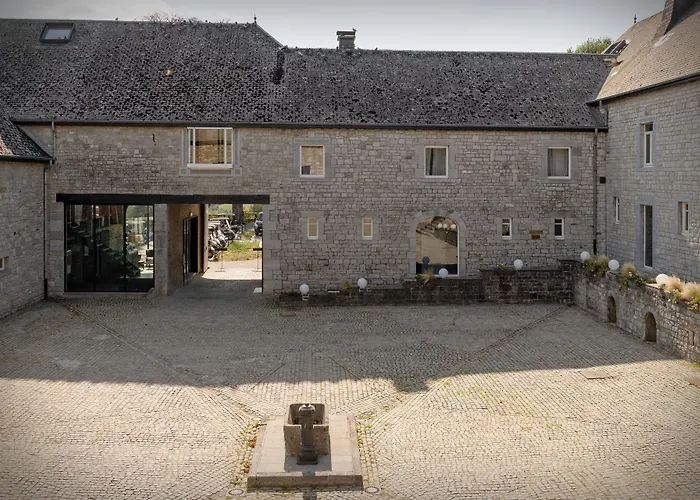 Hotel & Restaurant Five Nations